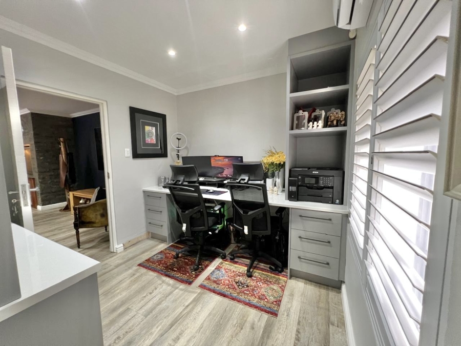 3 Bedroom Property for Sale in Noorsekloof Eastern Cape